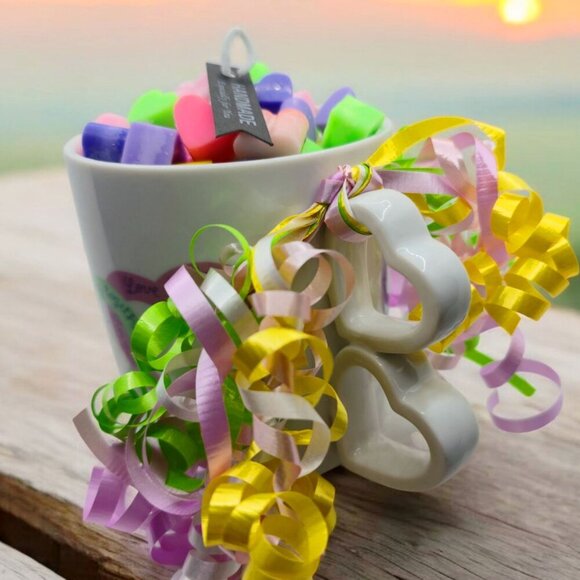 Handmade ✦ Love Is… Ceramic Mug Candle ✦ Rainbow Heart Wax Sherbet Scent NWT - Picture 5 of 11
